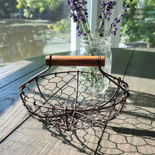 Load image into Gallery viewer, Farmhouse Chicken Wire Baskets
